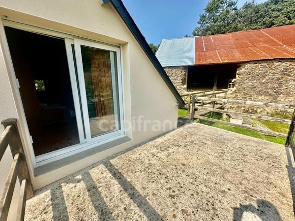 EXCLUSIVITÉ - Maison à vendre 6 pièces avec dépendances et hangars à PLOUNEVEZEL (29)