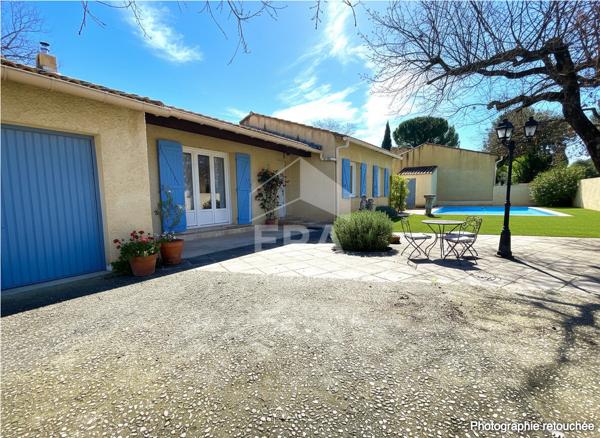 Plain-pied avec piscine et jardin à Saint-Didier