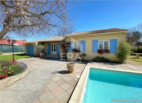 Plain-pied avec piscine et jardin à Saint-Didier