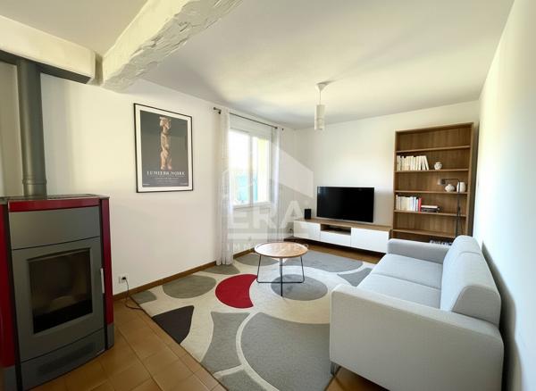 Plain-pied avec piscine et jardin à Saint-Didier