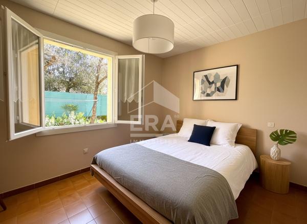 Plain-pied avec piscine et jardin à Saint-Didier