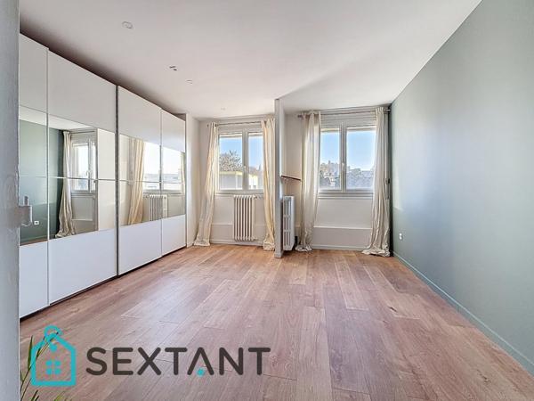 Appartement de 115 m2 avec terrasse plein sud entre centre ville et la plage