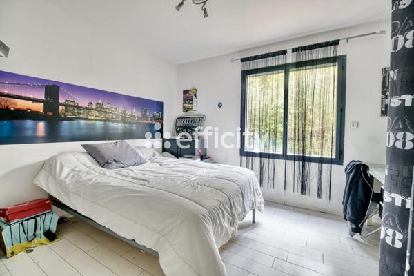 Maison 5 pièces - 246 m² Exclusivité efficity