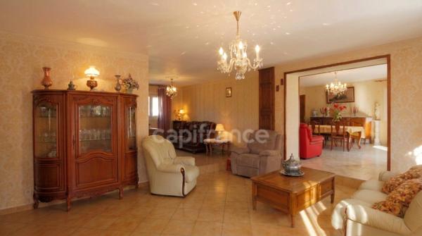 🏡 Maison 6 pièces - 3 chambres - Proche Sarlat