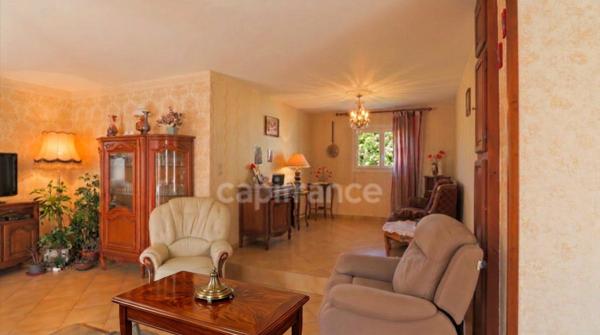 🏡 Maison 6 pièces - 3 chambres - Proche Sarlat