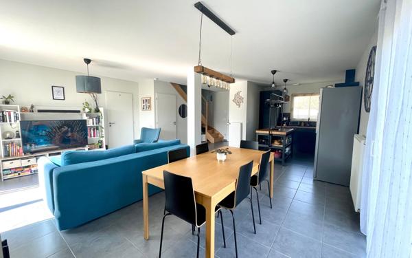 Maison à vendre    4 pièces • 86,82 m2 Les Roches-de-Condrieu