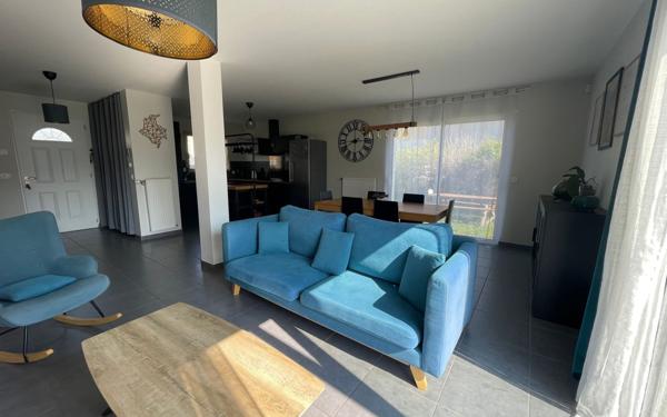 Maison à vendre    4 pièces • 86,82 m2 Les Roches-de-Condrieu