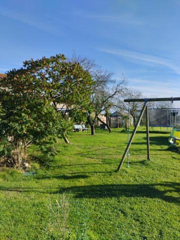 Maison avec 4 chambres + 190m² de dépendances