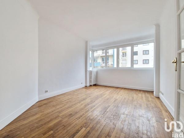Appartement 3 pièces de 57 m² à Paris (75020)