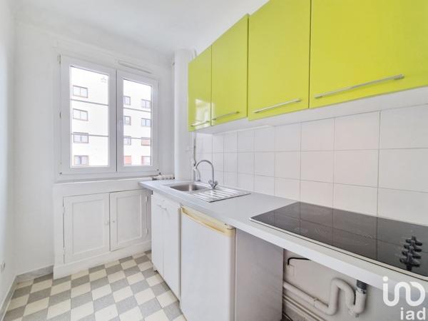 Appartement 3 pièces de 57 m² à Paris (75020)