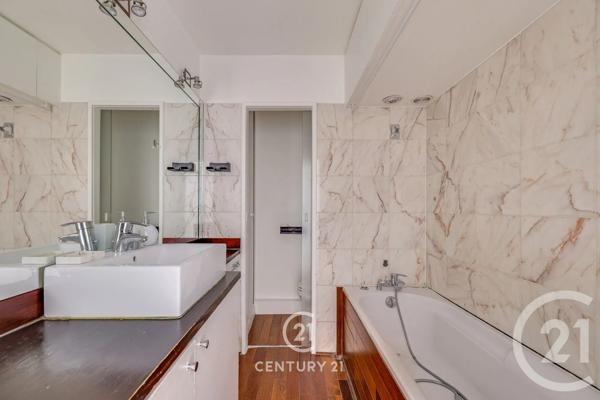 Appartement F3 à vendre  4 pièces - 86,71 m 2   PARIS  - 75015