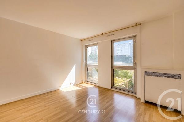 Appartement F3 à vendre  4 pièces - 86,71 m 2   PARIS  - 75015