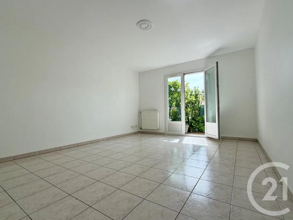 Appartement F2 à vendre  2 pièces - 47,55 m 2   BRUNOY  - 91