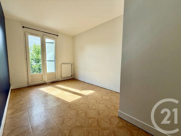 Appartement F2 à vendre  2 pièces - 47,55 m 2   BRUNOY  - 91