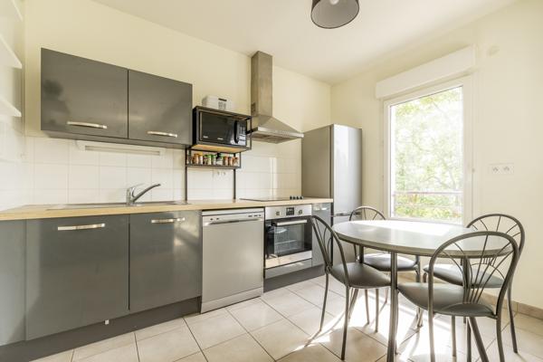 Appartement
         3 pièces
        - 63 m² Exclusivité 179 000 € *