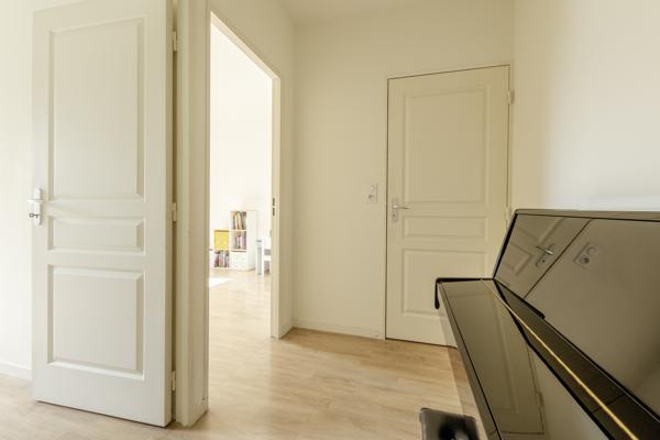 Appartement
         3 pièces
        - 63 m² Exclusivité 179 000 € *