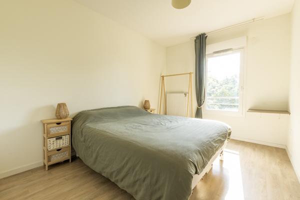 Appartement
         3 pièces
        - 63 m² Exclusivité 179 000 € *