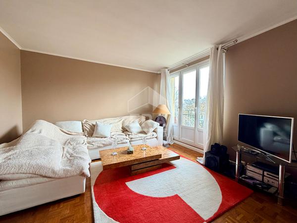 Sèvres Brancas - 2/3 pièces 56,3 m², balcon plein sud, 3ème étage - Fort potentiel