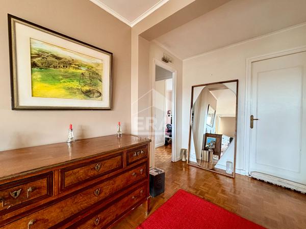 Sèvres Brancas - 2/3 pièces 56,3 m², balcon plein sud, 3ème étage - Fort potentiel