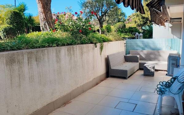 Appartement à louer    2 pièces •  Cagnes-sur-Mer