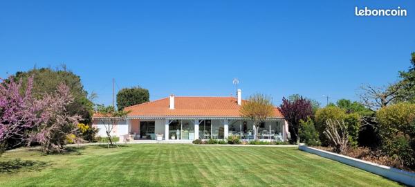 33450 SAINT-LOUBES - Maison de plain-pied de 4 chambres avec jardin à louer