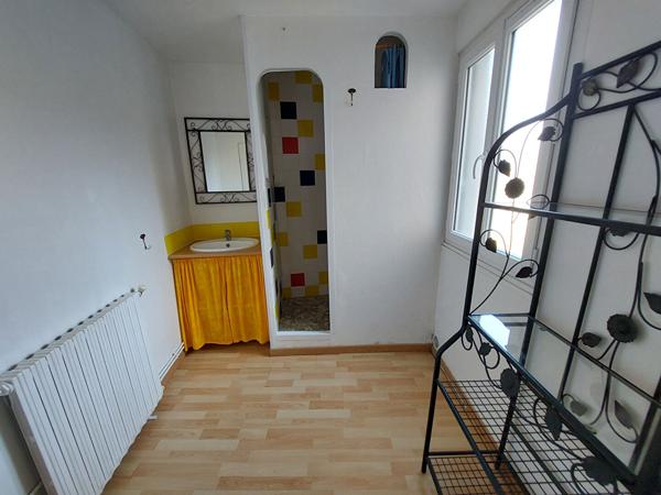 Immeuble 3 pièces 94.35 m2