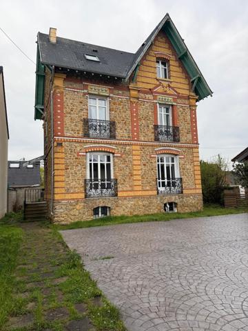 Maison 8 pièces - 150 m² Bien prestige