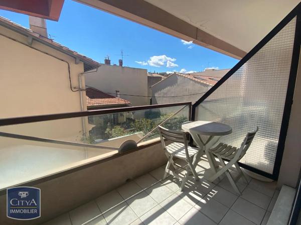Appartement à louer 1 pièce 31.91m² Nîmes (30000)