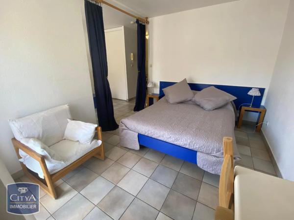 Appartement à louer 1 pièce 31.91m² Nîmes (30000)