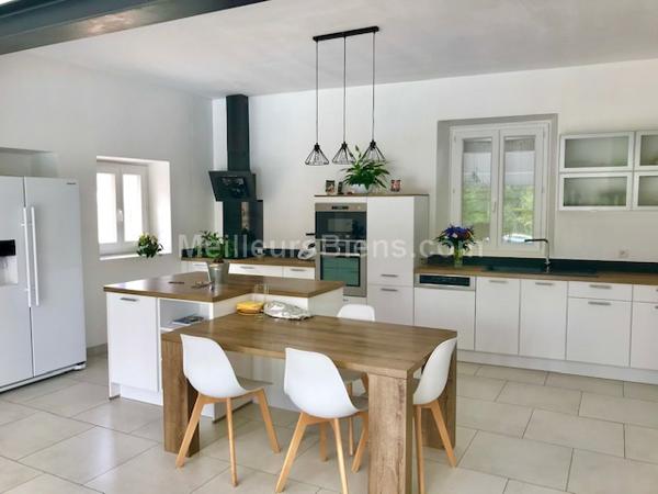 A 20min à l'ouest d'Auch - Superbe plain-pied entièrement rénové 200m2 sur parc arboré de 12000m2