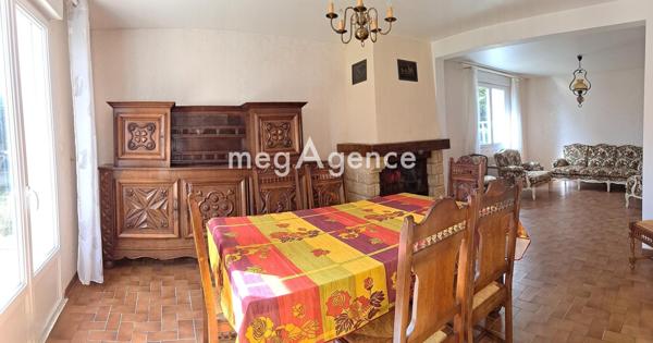 Maison à SAINT-MELOIR-DES-ONDES, 35350 - 6 pièces 90m²