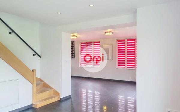 Maison à vendre    5 pièces •  Guer