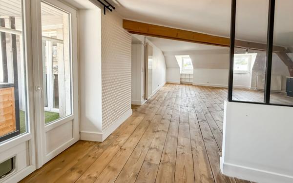 Appartement à vendre    3 pièces • 83 m2 Pau