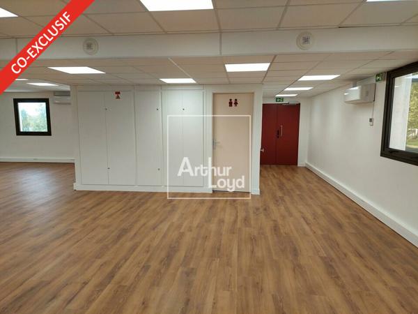 LIEUSAINT BUREAUX A LOUER
