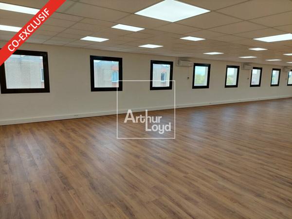 LIEUSAINT BUREAUX A LOUER
