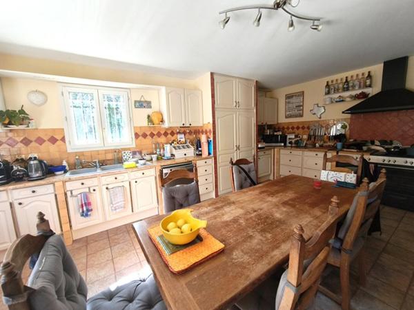 A SAISIR / NOUVEAU PRIX POUR CETTE VILLA PLEINE DE SOLEIL