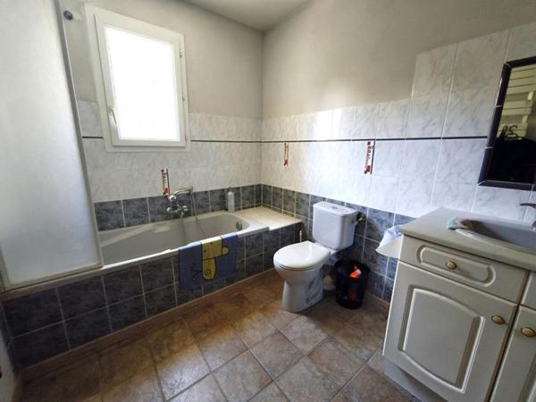 A SAISIR / NOUVEAU PRIX POUR CETTE VILLA PLEINE DE SOLEIL