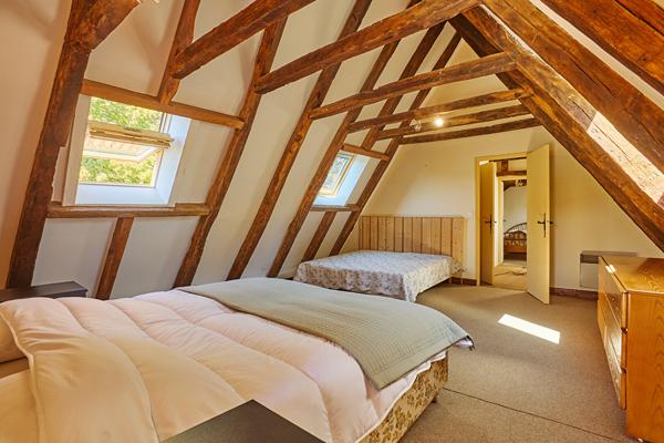 PROPRIÉTÉ D'EXCEPTION HAMEAU DE CHARME DU XVIII SIÈCLE AU COEUR DU PÉRIGORD NOIR Les eyzies