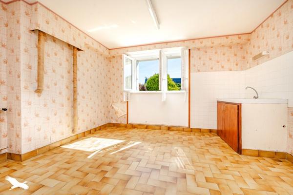 Maison 265 500 € Crozon 10 p 161 m² DPE E