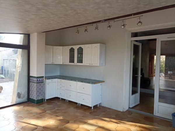 Villa avec gîte sur 2011 m² Cascastel des corbieres