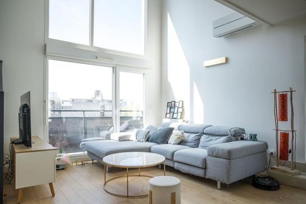 Magnifique PENTHOUSE de 106 m2 avec PARKING