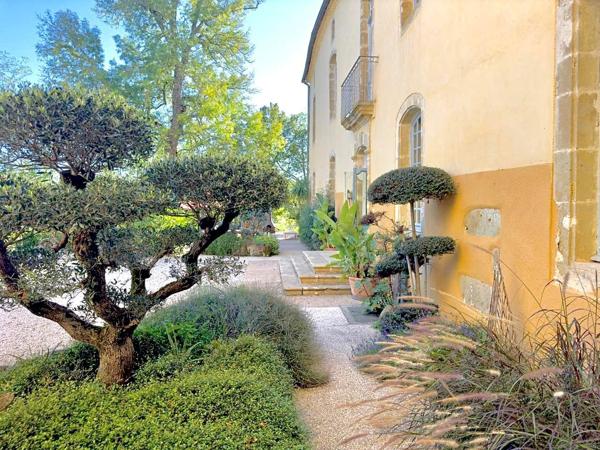 Magnifique Château de 1600 m² avec Vue Imprenable sur les Pyrénées - Coeur du Gers Marciac