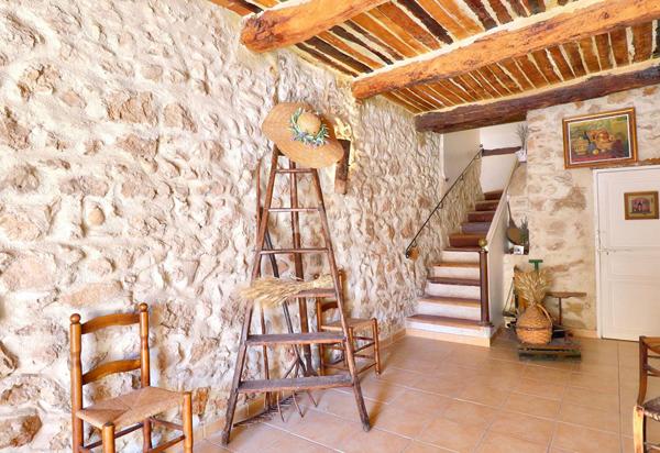APPARTEMENT DE CHARME À QUINSON 67M2