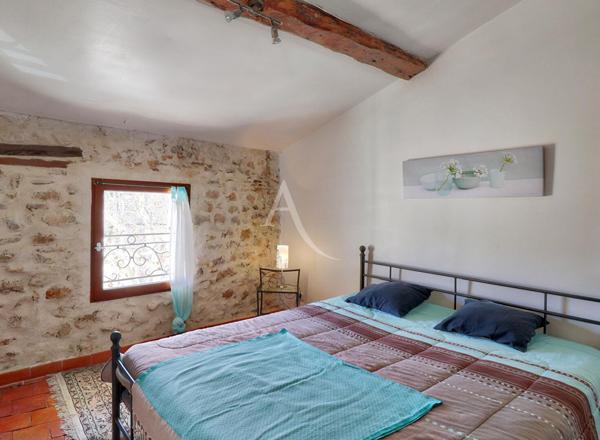 APPARTEMENT DE CHARME À QUINSON 67M2