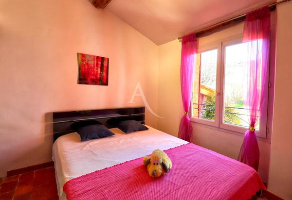 APPARTEMENT DE CHARME À QUINSON 67M2