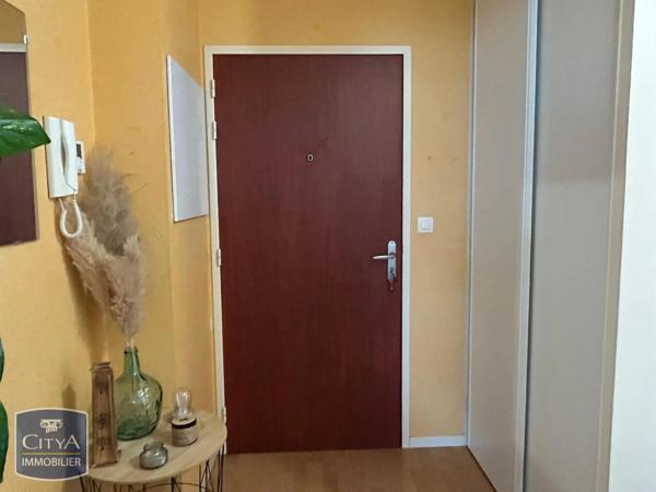 Appartement à louer 2 pièces 47.96m² Janzé (35150)