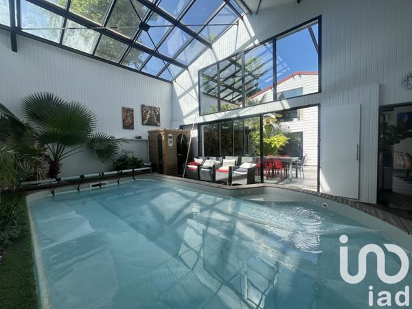 Maison à vendre 9 pièces 276 m² La Rochelle