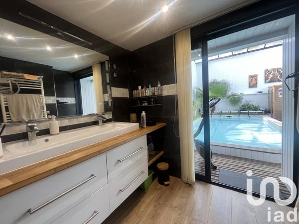 Maison à vendre 9 pièces 276 m² La Rochelle