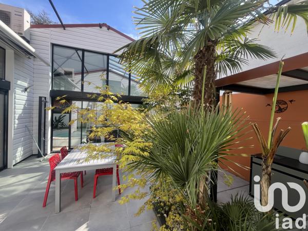 Maison à vendre 9 pièces 276 m² La Rochelle