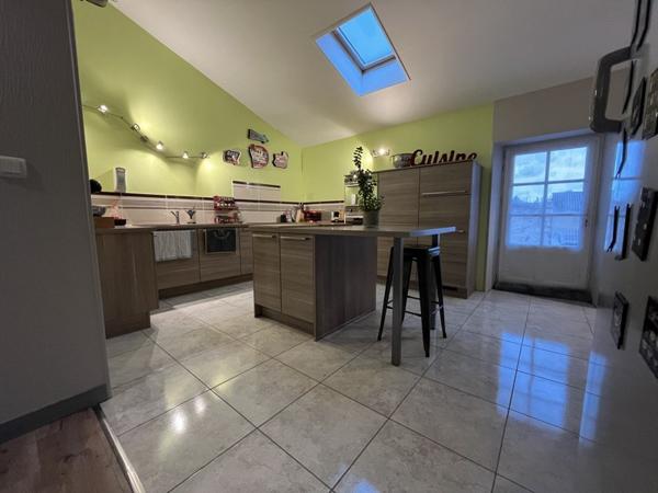 Immeuble à vendre |  La Rochefoucauld |  548 m²